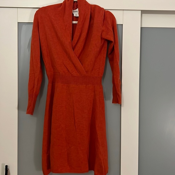 Like New Orange Neiman Marcus Cashmere Dress Size Small - Picture 1 of 3